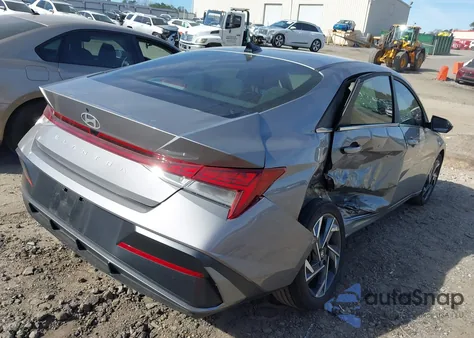 2024 Hyundai Elantra Sel z USA, uszkodzony, nr VIN KMHLS4DG7RU807459